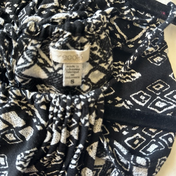 Urban Outfitters halter dress - Picture 5 of 8